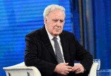 “Indignazione verso il TG1? Non c’è più dibattito, la TV è a pezzi” | Michele Santoro in diretta