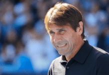 Raspadori si carica il Napoli sulle spalle: vittoria sofferta contro un Venezia solido