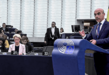 Buxadé irrompe contro von der Leyen e deputati ▷ “Voi la Commissione del fango. Voi i responsabili”