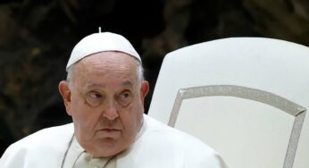 Un gesto controverso – e dimenticato – che descrive Bergoglio ▷ Con Diego Fusaro e Alberto Contri