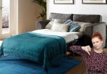 Il divano letto è il passato, la nuova soluzione è rivoluzionaria: super risparmio divano letto e donna con pollice in giù
