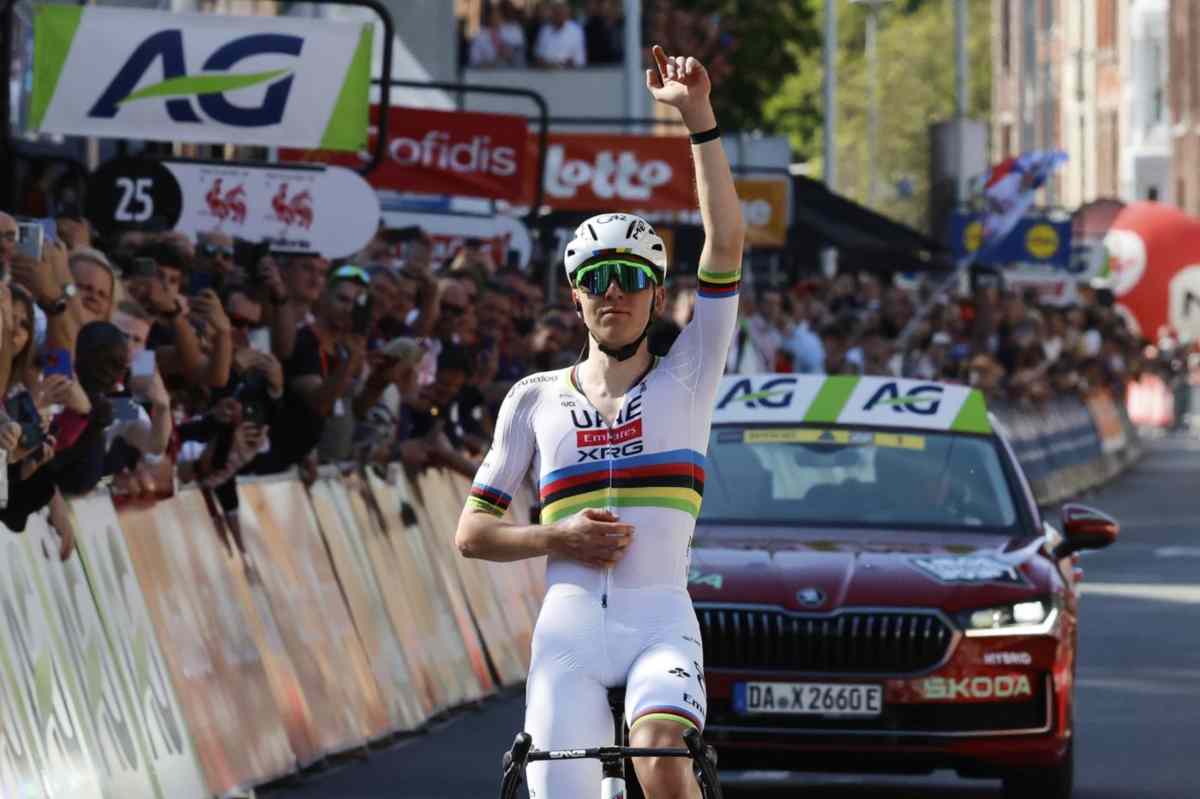 Pogacar all'arrivo