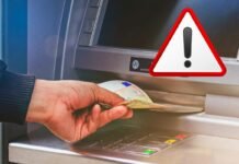 Prelievo bancomat, nuovo messaggio allo sportello ATM: fate attenzione prelievo 50 euro sportello bancomat segnale attenzione