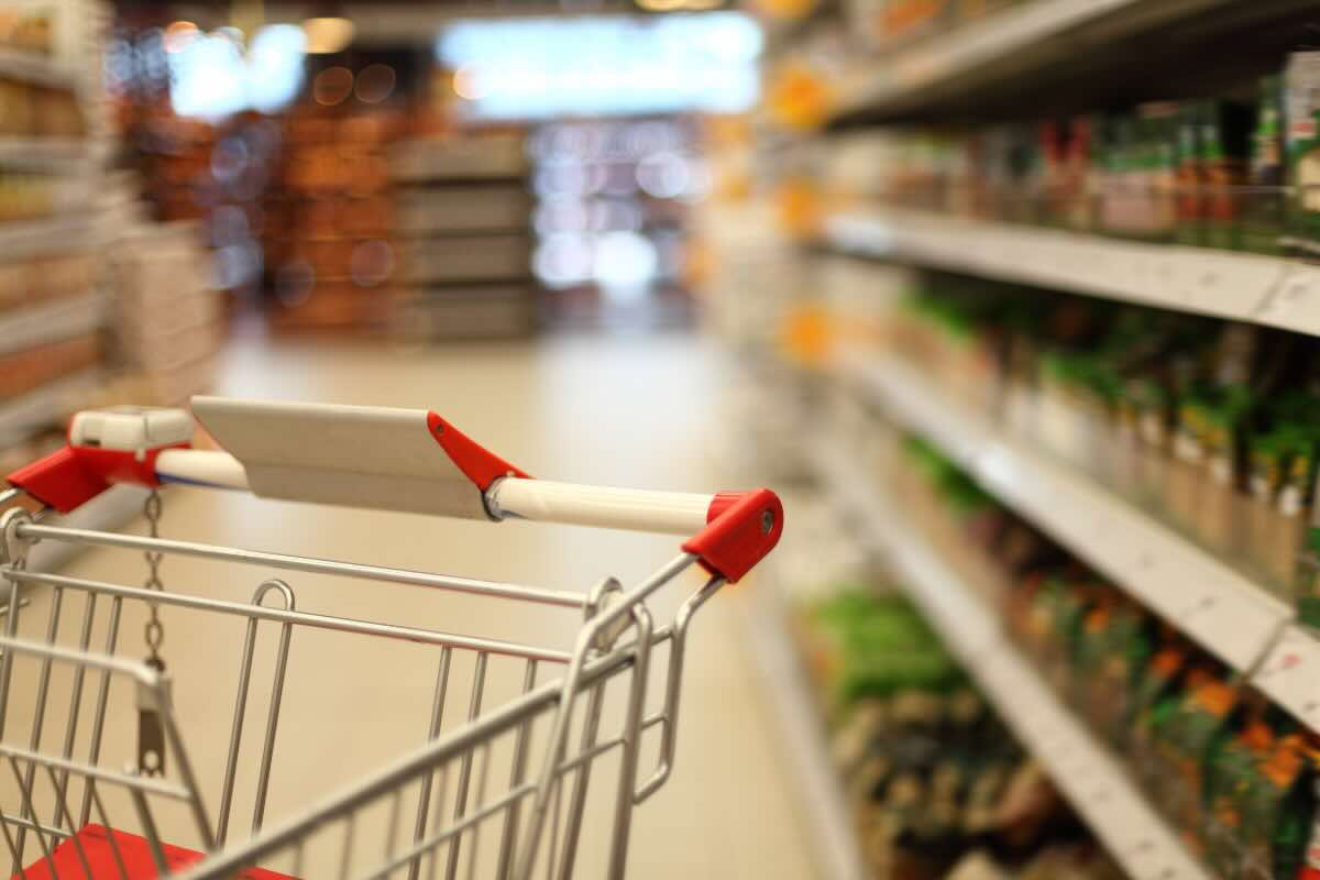 carrello al supermercato 