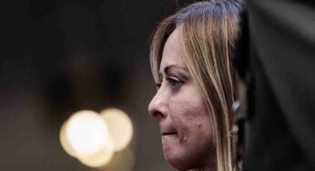 Bufera sul professore per il post shock contro la figlia della Premier: tenta il suicidio