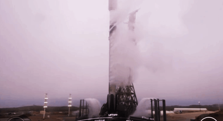 Clamorosa svolta nell’aerospaziale italiano ▷ Falcon 9 è decollato e porta in alto il Tricolore