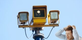 Autovelox, l’ultima decisione inguaia i cittadini: nuovo limite di velocità autovelox giallo e uomo arrabbiato