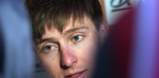 Batosta Pogacar, è ufficiale: fulmine a ciel sereno Tadej Pogacar