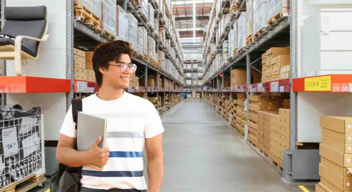 Negozi Ikea presi d’assalto da studenti e lavoratori: che sconto per l’oggetto più versatile di tutti