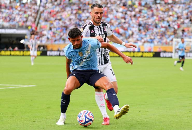 Filip Kostic in azione al Mondiale per Club