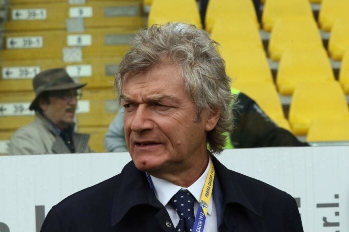 Giancarlo Antognoni corrucciato