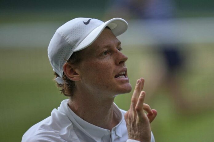Jannik Sinner durante la finale di Wimbledon