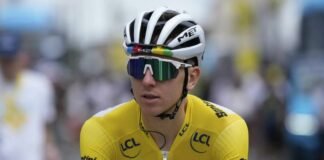 Tadej Pogacar in maglia gialla