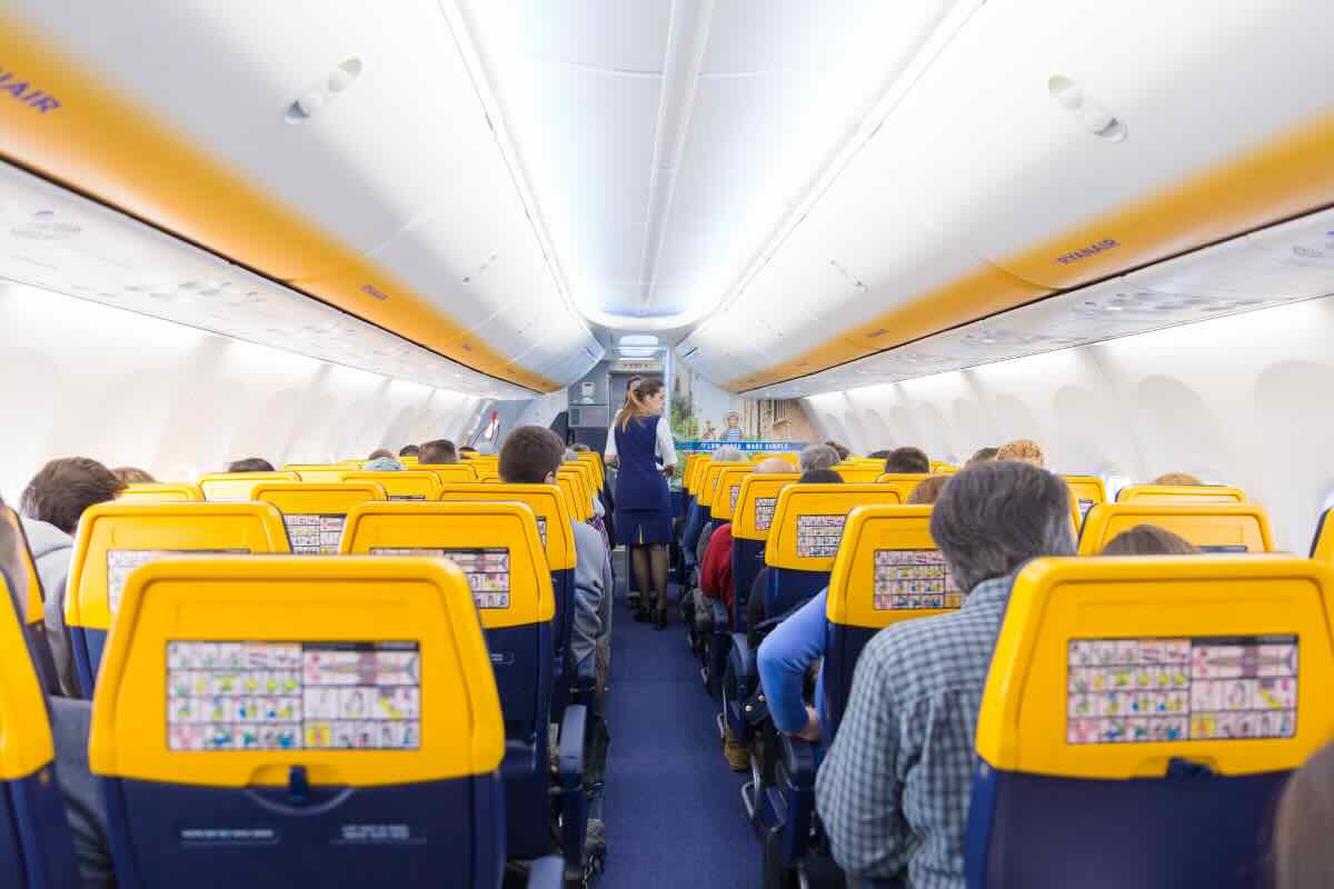 interno aereo ryanair