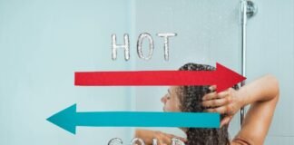 donna che fa doccia e scritta caldo o freddo