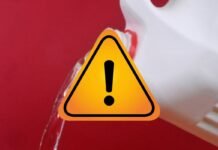 segnale di pericolo e candeggina