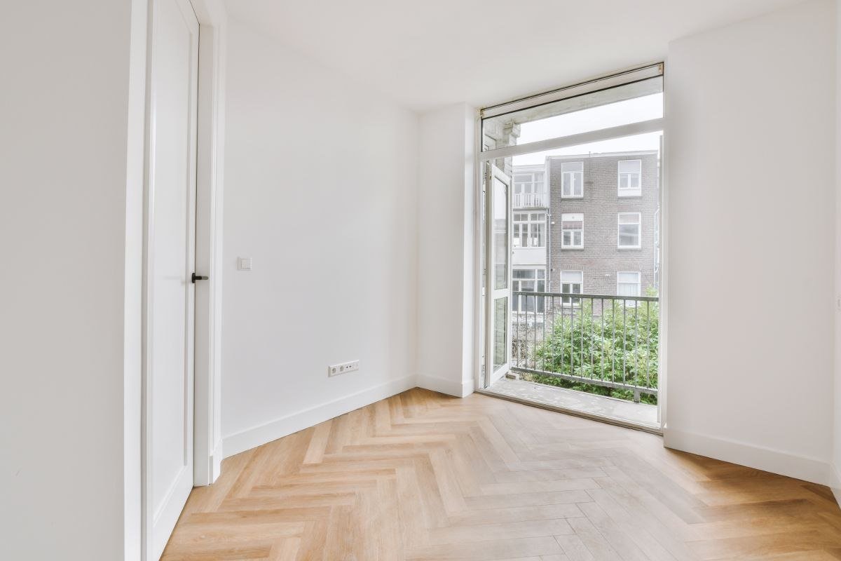 stanza di casa vuota