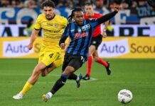 Ademola Lookman in azione