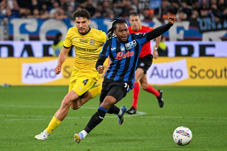 Ademola Lookman in azione