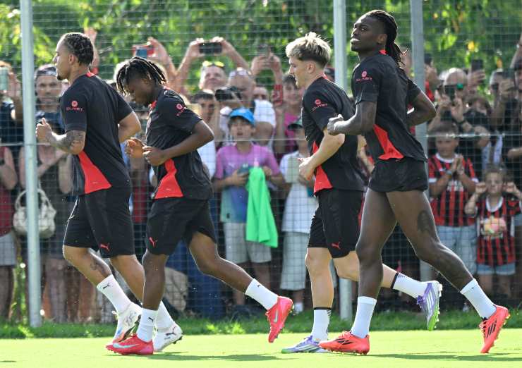 Alexis Saelemaekers in un allenamento di qualche giorno fa