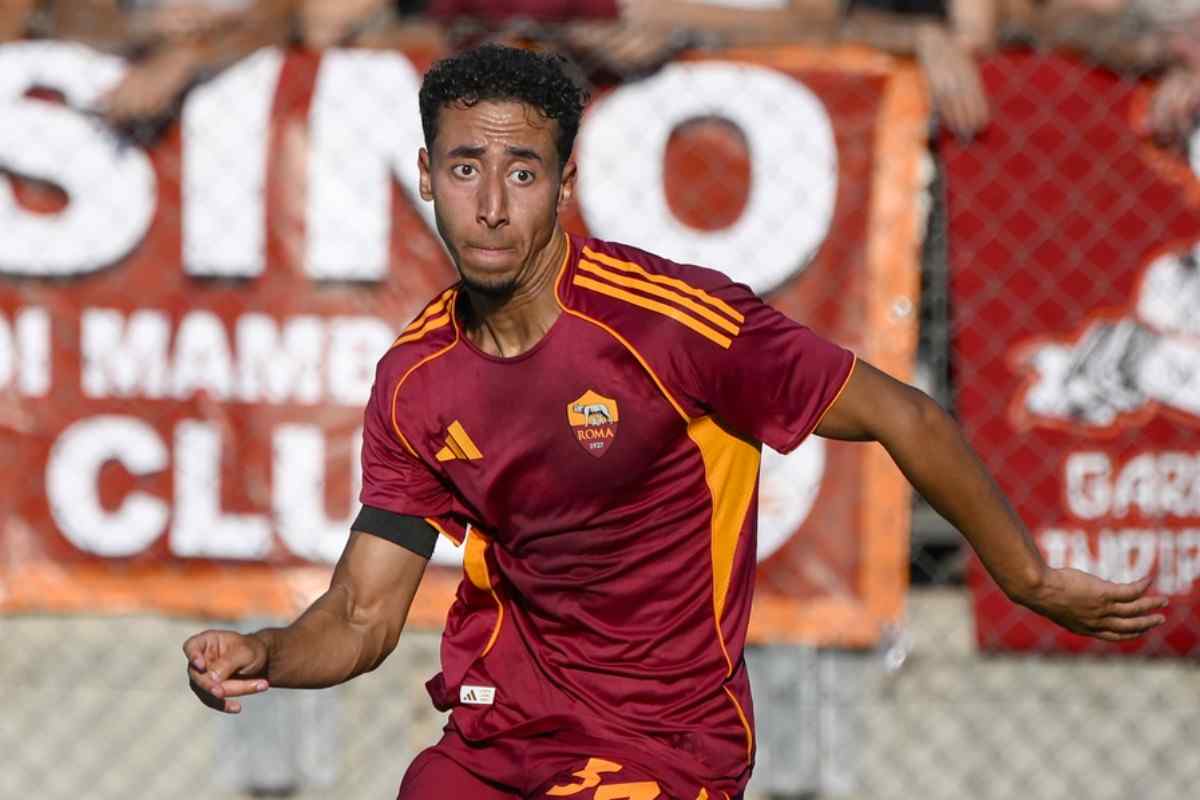 Anass Salah Eddine in azione contro il Cannes