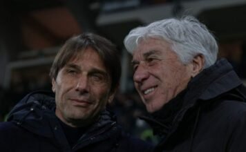 Conte e Gasperini posano per i fotografi