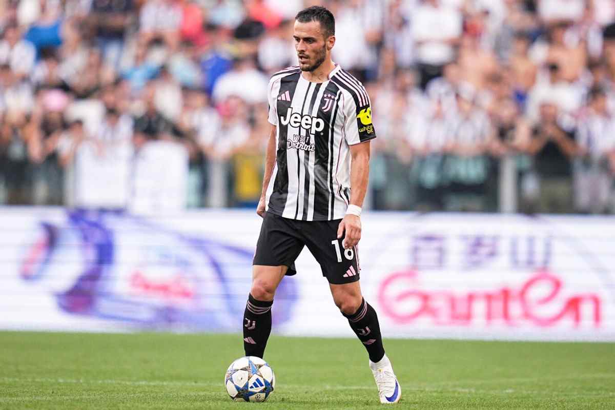 Filip Kostic in una gara amichevole di quest'anno