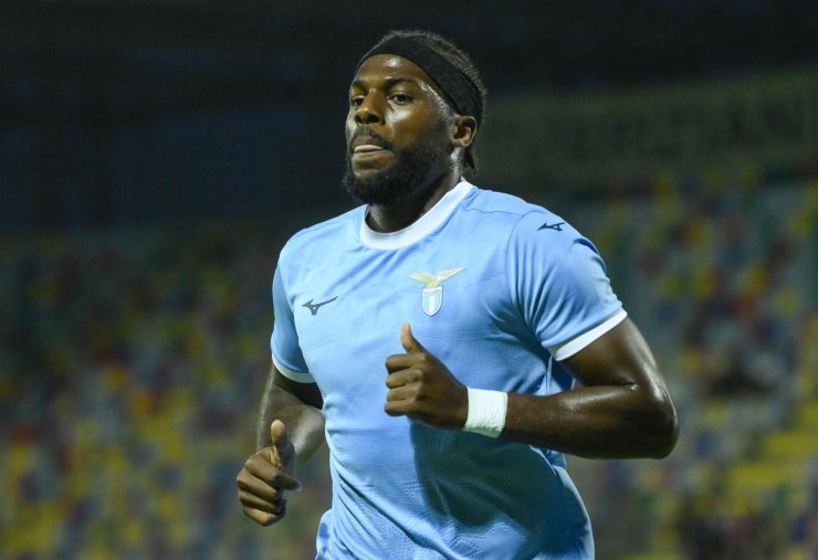 Nuno Tavares in azione contro l'Avellino