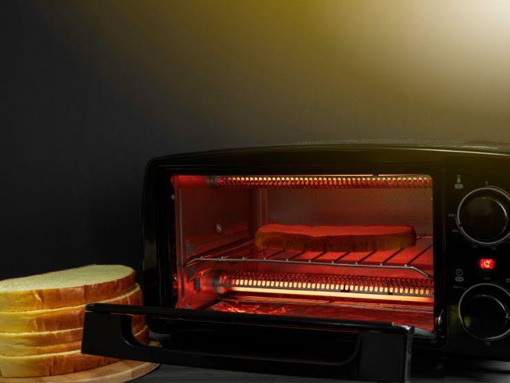 fornetto elettrico acceso