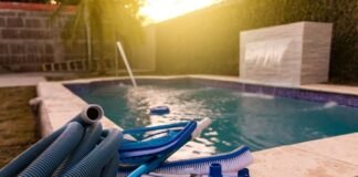 Piscina, prima di chiuderla per l’autunno ecco cosa devi fare: solo così ti dura una vita piscina e prodotti per la sua pulizia