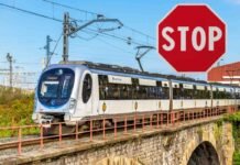 treno e segnale stop