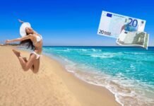 mare, donna che salta, 25 euro