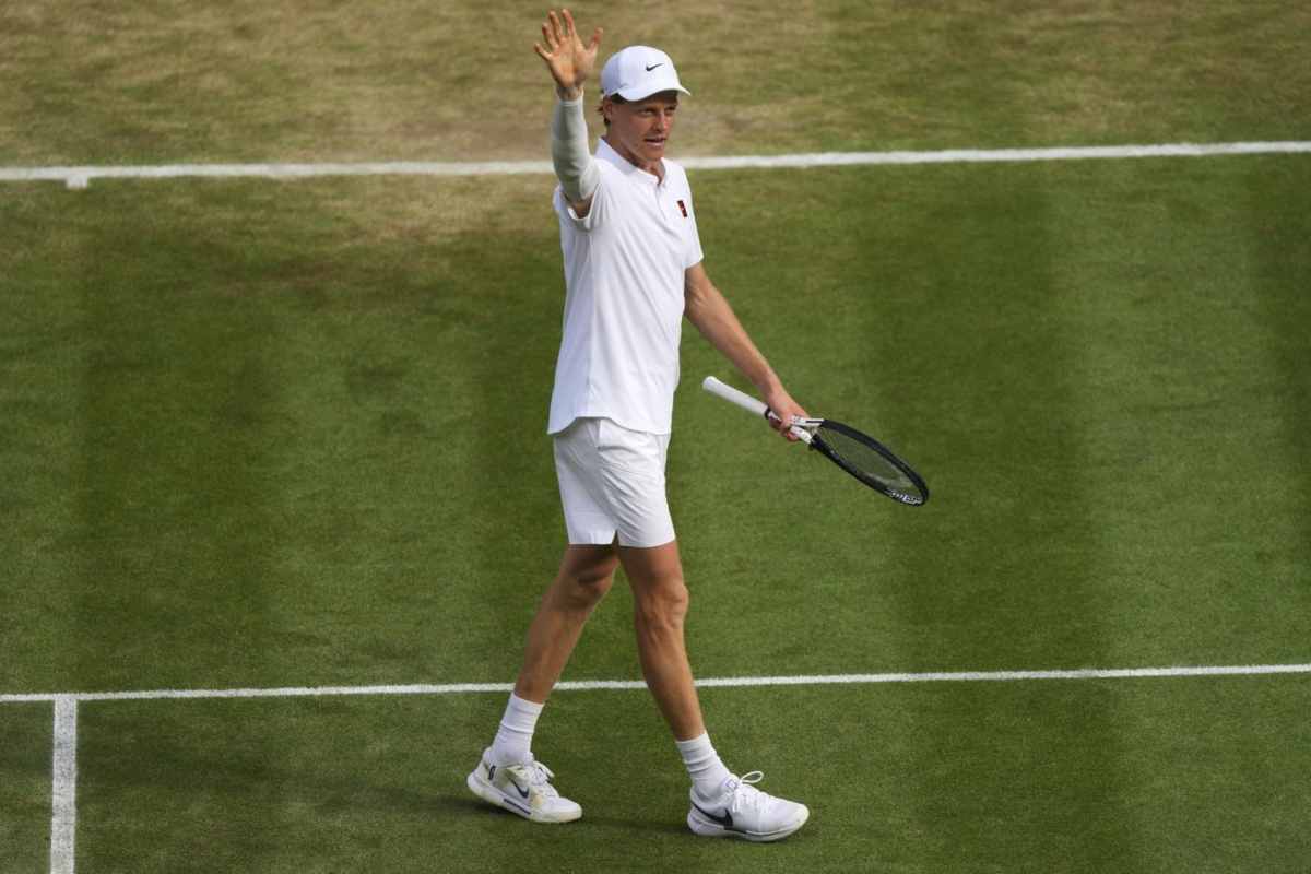 Sinner prova a dare spettacolo