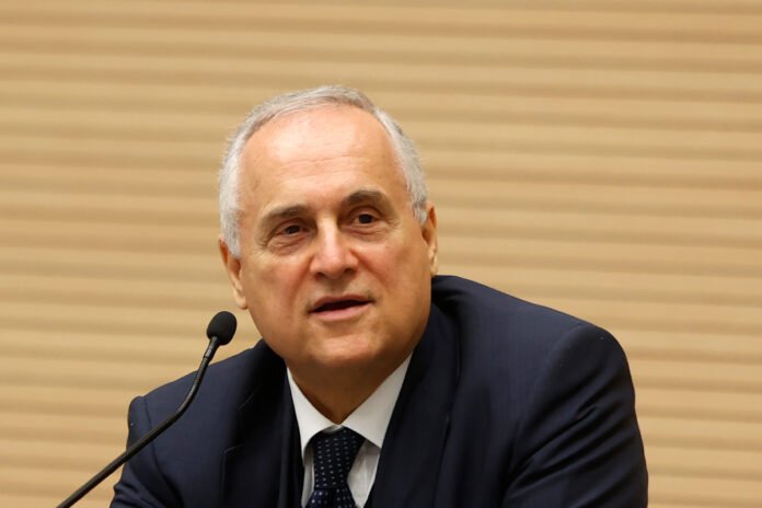 Lazio, senti Viviano: “Chi mai la vorrebbe comprare? Sicuri che per Lotito sia in vendita?”