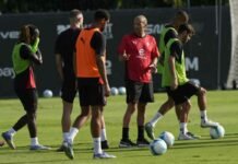 Milan scatenato: visite mediche e firma Milan in allenamento