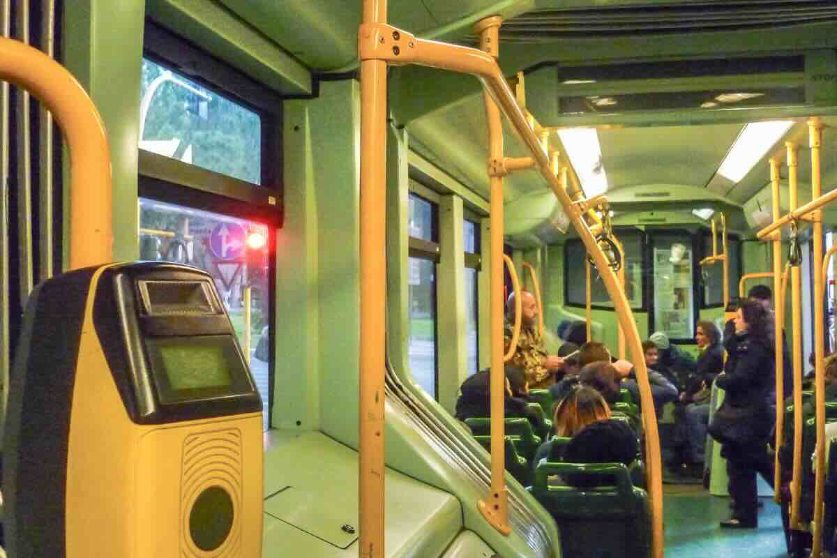 interno di un bus 
