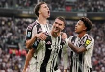Juve, festa rovinata: si libera a zero e si trasferisce a Madrid Giocatori della Juve festeggiano dopo un gol