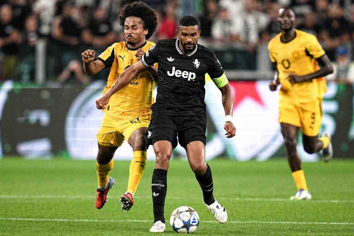 Gleison Bremer in azione contro il Dortmund