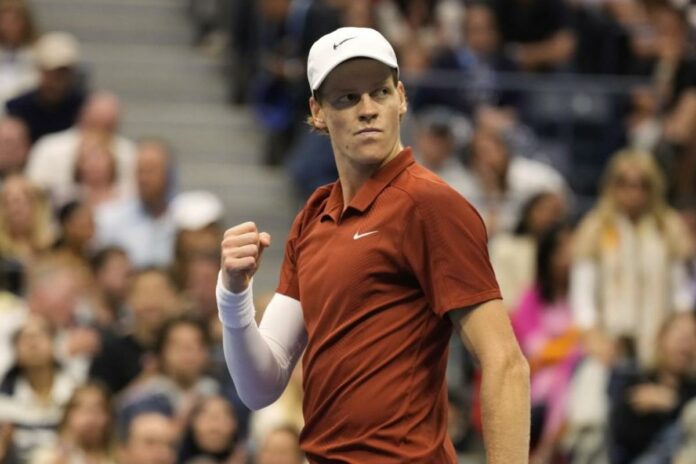 Sinner numero 1, ribaltone nel ranking ATP: ansia Alcaraz Jannik Sinner esulta dopo aver fatto un punto