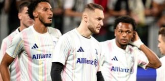 Teun Koopmeiners nella fase di riscaldamento pre-Dortmund