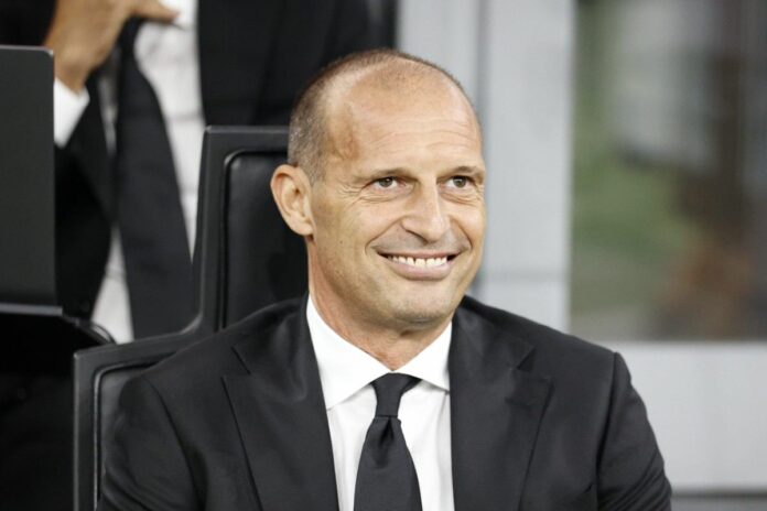 Torna al Milan l’idolo dei tifosi: ciliegina sulla torta per Allegri Max Allegri sorridente a San Siro