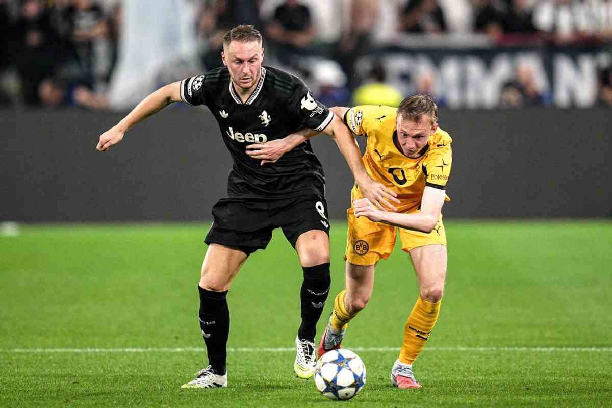 Teun Koopmeiners in azione contro il Dortmund