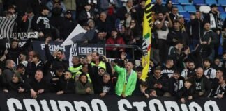 Tifosi della Juventus allo stadio
