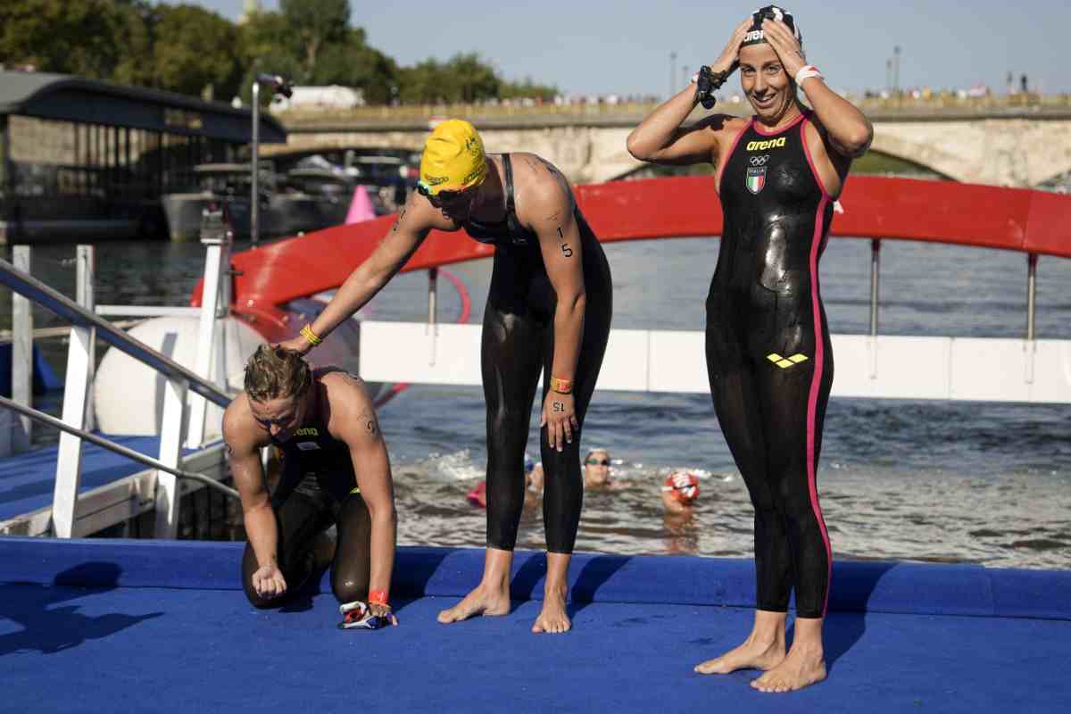 Sharon Van Rouwendaal all'arrivo della 10 km di fondo a Parigi