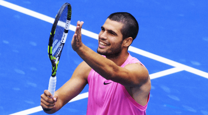 Alcaraz è il numero uno al mondo: batte Sinner e alza il trofeo degli US Open