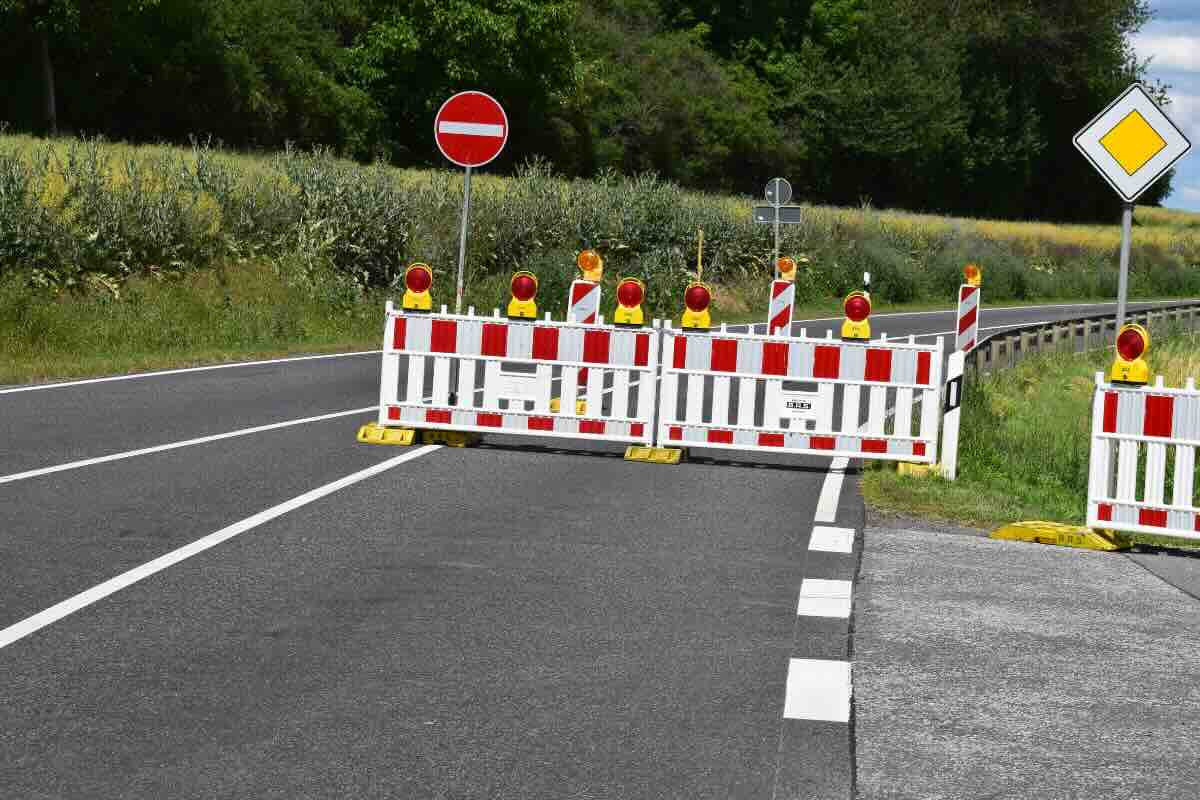 strada bloccata 