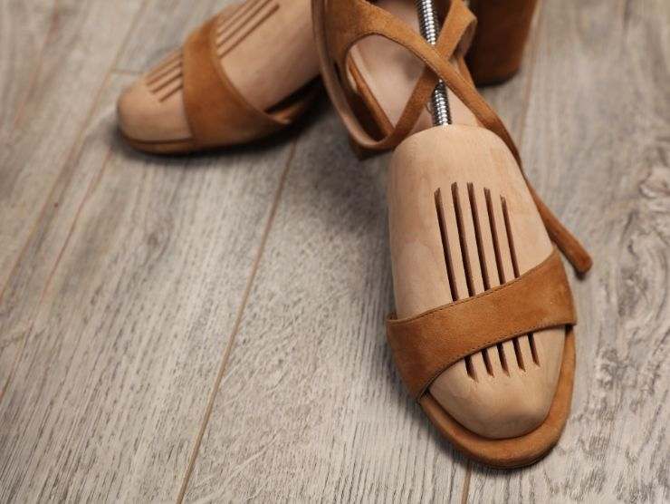 strumento inserito nella scarpa per allargarla