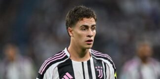 Kenan Yildiz durante un match