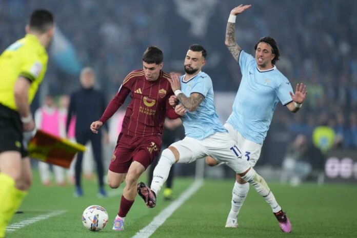 Lazio-Roma, Sarri spiazza tutti: decisione pazzesca per il derby lazio-roma