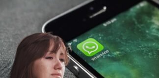 whatsapp donna triste